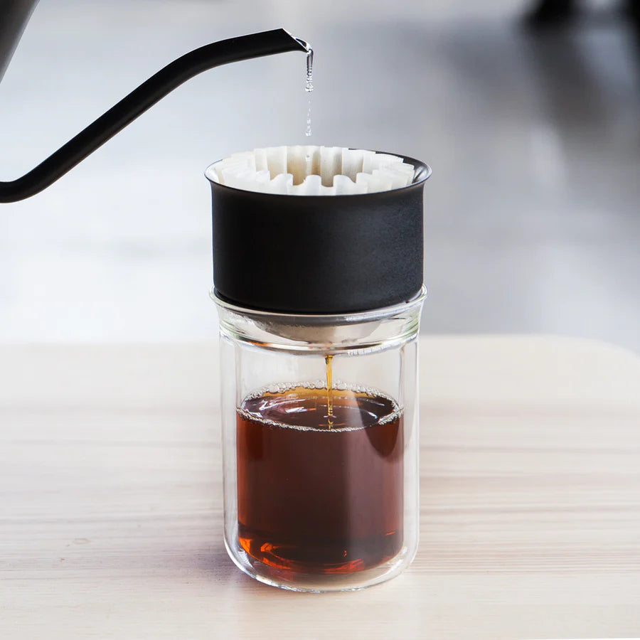 fellow Stagg [X], brewing coffee 